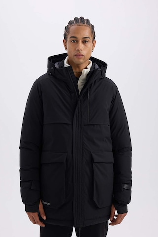 DeFactoFit Su İtici Regular Fit Kapüşonlu Su Geçirmez Parka C6065AX24WNBK81