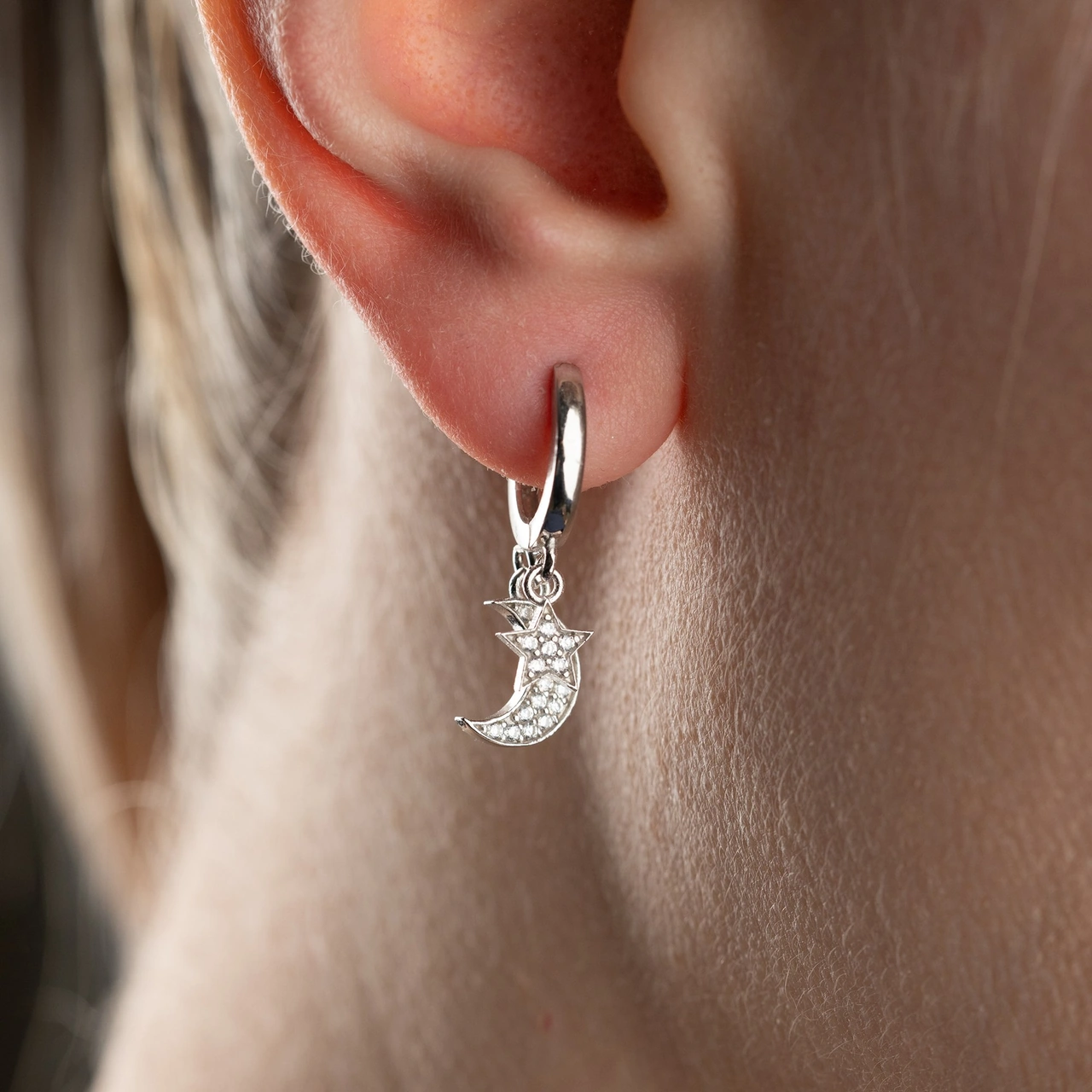 925 Ayar Gümüş Ay Ve Yıldız Sallantı Küpe Gümüş