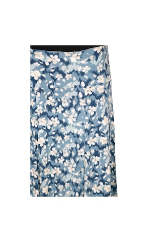 Barem Kadın Arzu Korsajlı 6 Parçalı Beyaz Papatyalar Mavi Etek D51 Mavi