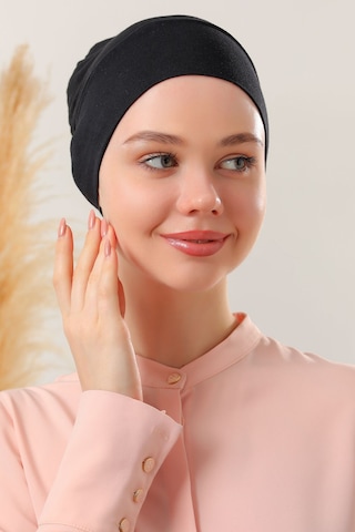Melodi Scarf Kadın Tesettür Pratik Hazır Geçme Bone Geçmeli Bone Siyah Siyah-siyah Siyah