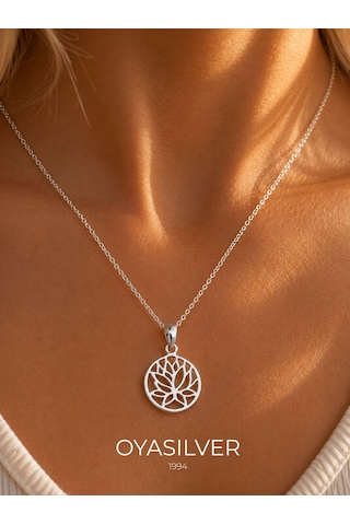 Oya Silver Gümüş Lotus Çiçeği Kolye 2.4x0.9cm Oyot393