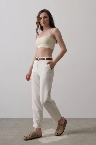 Defymoda Kemerli Havuç Pantolon - Ekru Ekru