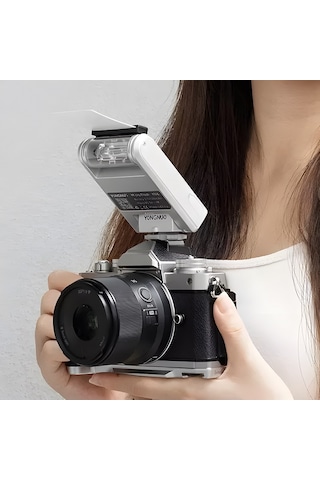 Yongnuo Yn6 Micro Bataryalı Sony Uyumlu Tepe Flaşı Gümüş