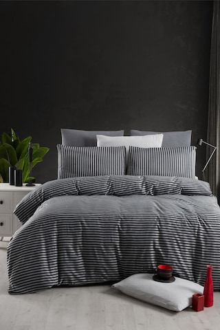 Lastikli Çarşaflı Tek Kişilik Nevresim Takımı Saten Siyah Siyah