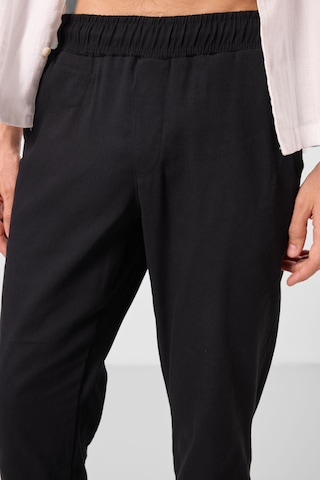 Tommylife Siyah Standart Fit Dokuma Hafif Esnek Chino Erkek Pantolon - 82177 Siyah