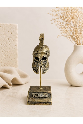 Antik Yunan Miğferi Dekoratif Biblo 20 Cm Bronz Görünümlü Masaüstü Süs Antik Yunan Miğferi Dekoratif Biblo 20 Cm Bronz Görünümlü Masaüstü Süs