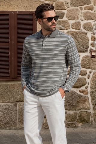 Madmext Gri Regular Fit Çizgili Polo Yaka Erkek Tişört E7192