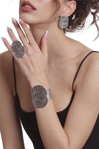 Kadın Antik Gümüş Kaplama Spiral Baskılı Tasarım Küpe &yüzük &bilekik Set Gümüş