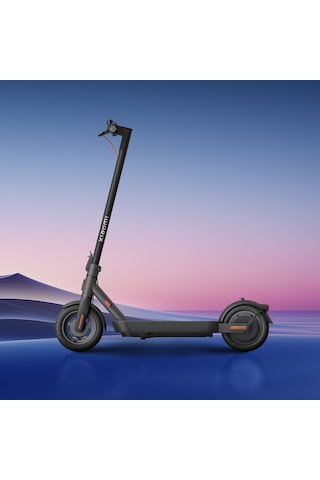Xiaomi Mi Pro 4 700 W Elektrikli Scooter - Siyah