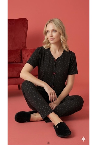 Sleeproom Yazlık Siyah Çiçek Desenli Kısa Kol Penye %100 Pamuk Pijama Takım Siyah Çıtır Çiçek