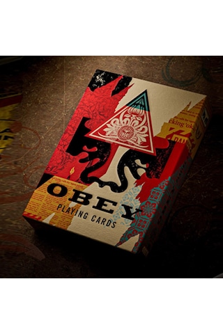 Theory11 Obey Collage Edition Premium Oyun Kağıdı Limited Edition Koleksiyonluk İskambil Kartları