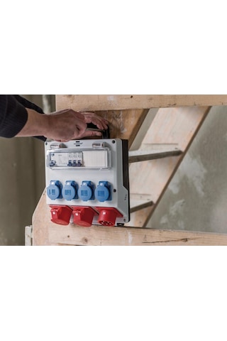 Brennenstuhl Ip44 Lisanslı Şantiye Kullanımına Uygun Duvar Tipi Sigorta Şalterli Güç Dağıtıcısı 4/16a - 3x Ls 230v/16 A
