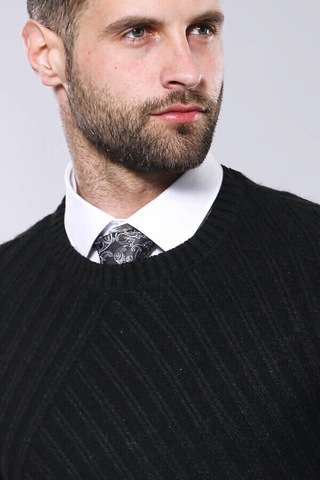 Desenli Bisiklet Yaka Siyah Triko Wessi 001