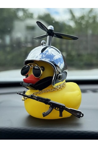 Stikerok Aracın İçinde Kasklı Ve Gözlükleri Olan Ördek 239436032