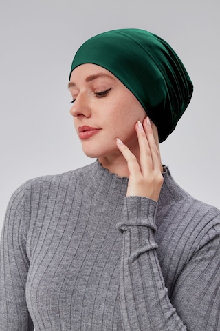 Kadın Tesettür Hazır Pratik Geçmeli Bone Lastikli Kaymaz Yeşil Zümrüt Yeşili