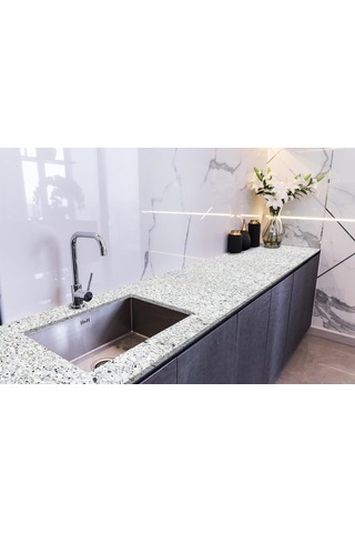Üstü Kaplama Folyosu Mutfak Tezgahı Kaplama Granit Taş 70 Cm X 5 Metre Çok Renkli