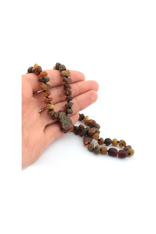 Pigado Parça Kesim Gerçek Damla Kehribar Kolye Cilasız 45 Cm Çok Renkli