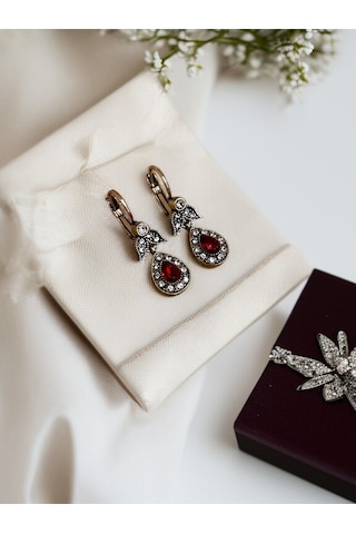 Kristal Taşlı Küçük Su Damlası Sallantılı Küpe Kırmızı