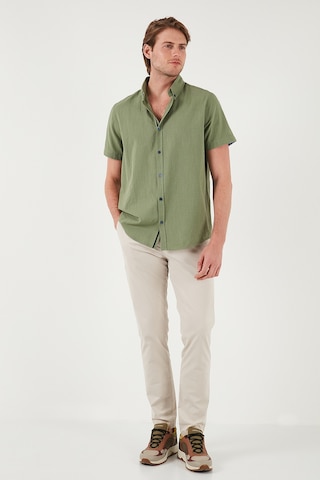 Buratti Pamuklu Slim Fit Düğmeli Yaka Kısa Kollu Erkek Gömlek Cf21S112546 Haki