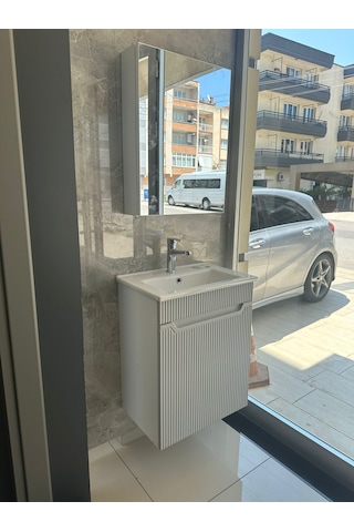 Banyo Dolabı Aynalı Cnc İşlemeli Membran Kapaklı 55 Cm Gri