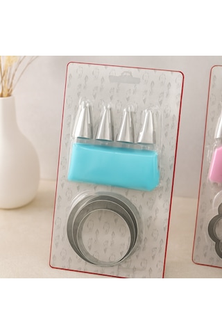 Pasta Süsleme Seti 8 Parça Krema Torbası, Metal Uçlar, Kurabiye Kalıpları Renkli