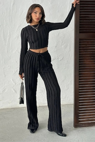 Trend Alisse Siyah Kışlık Premium Fitilli Parmak Geçmeli Crop Bluz Bol Paça Pantolon Takımı