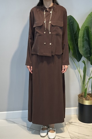 Lale Butik Yakası Zincir Detay Etekli Takım 26198 Kahverengi