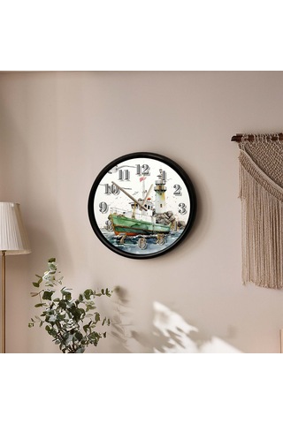 Deniz Feneri Ve Balıkçı Teknesi Temalı Dekoratif Duvar Saati 28 Cm Sessiz Mekanizma Çok Renkli 51463460