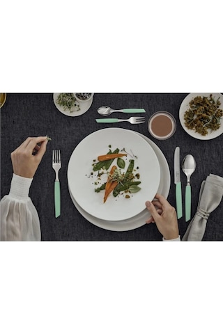 Victorinox 6.9096.11W41.24 Swiss Modern 24 Parça Masa Seti