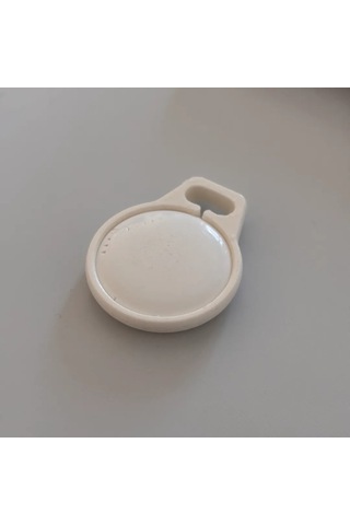 Apple Uyumlu AirTag İçin Dizayn Edilmiş Kılıf Anahtarlık Keychain Beyaz