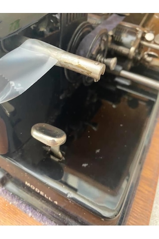 AEG Mignon Model 4 Antika Daktilo - Koleksiyonluk Ahşap Kasalı Daktilo No2