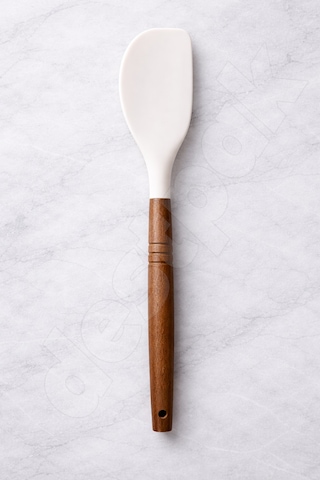 Akasya Saplı Sıyırma Spatulası - Hem Spatula, Hem Sıyırma, Hem Pişirme, Hem Pasta Spatulası - Yanmaz Beyaz