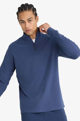 Defacto Defactofit Standart Fit Dik Yaka Yarım Fermuarlı Polar Sporcu Sweatshirt F2302ax25wnnv94 Lacivert