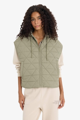 Defacto Relax Fit Kapüşonlu Kapitoneli Fermuarlı Yelek E8588ax25aukh405 Haki