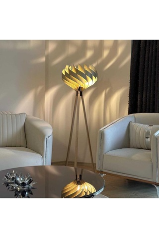 Ahşap Tripod Lambader, Modern Dekoratif Salon Lambası, Krem Renk 3 Ayaklı Ayaklı Lamba, Oturma Odası Yatak Odası Köşe Aydınlatma Diğer
