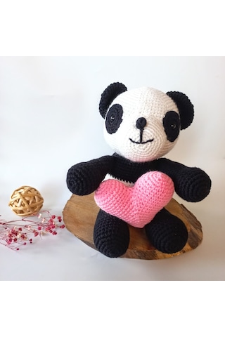 Atölye Bigi Panda Pako ve Kalp BB6N Amigurumi Oyuncak