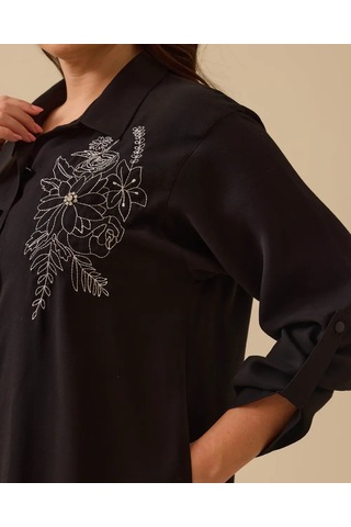 Büyük Beden Nakış Detaylı Düğmeli Elbise Gala-xi Siyah