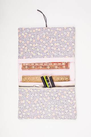 Defter Kılıfı 20x25 Cm A5 Uyumlu Fermuarlı Kalem Cepli Kumaş Organizer