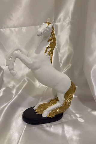 Kaideli Şahlanan Kırat Beyaz Gold Yeleli