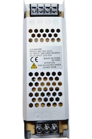 Adaptör Hero Led 12v 21 A Slim Adaptör Güçlü Performans, İnce Tasarım