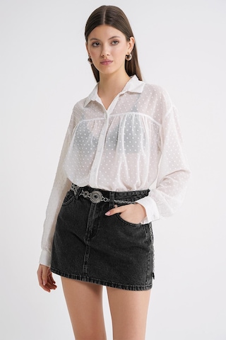 4678 Kadın İnce Desenli Robalı Yazlık Transparan Gömlek Beyaz Beyaz