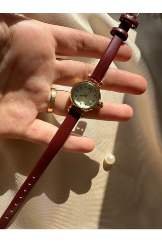 Retro Minimal Deri Kordon Vintage Kadın Kol Saati Altın