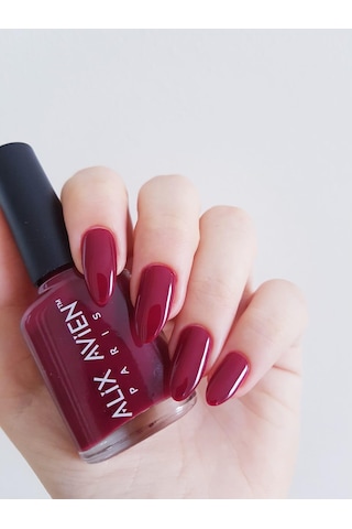 Alix Avien Oje 106 Yüksek Pigmentli Uzun Süreli Kalıcılık Hızlı Kuruma Nail Lacquer 106