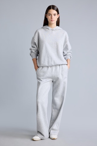Defacto Boxy Fıt Kapüşonlu İşlemeli Kalın Sweatshirt I3345ax26wngr93 Gri-gr93