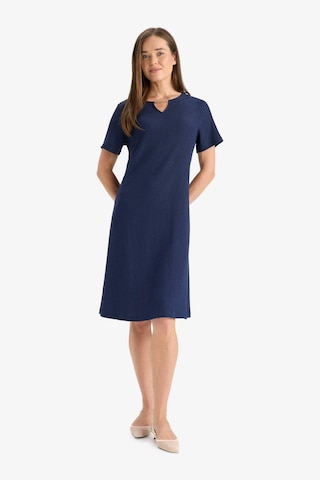 Defacto Regular Fit Apaş Yaka Basic Düz Bürümcük Kısa Kollu Midi Elbise D3834ax25smnv135 Lacivert