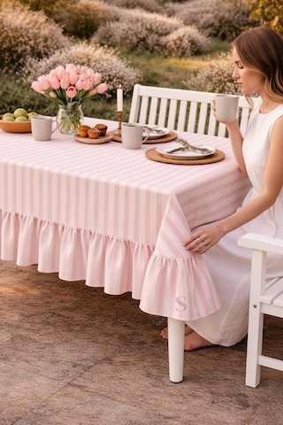 Buldan Keteni Fırfırlı Vintage Pembe Çizgili Masa Örtüsü Çok Renkli