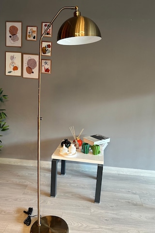 Dimmerli Işığı Ayarlanabilen Işığı Artırılıp Azaltılabilen Eskitme Hareketli Başlık Metal Lambader Eskitme