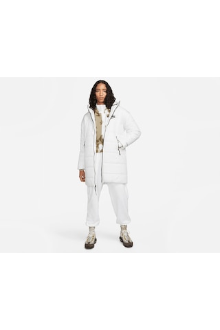 Nike Sportswear Classic Puffer Therma-fit Bol Kesimli Kadın Parkası Beyaz