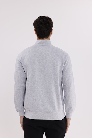 Rowinger Cepli Dik Yaka Tam Fermuarlı Göğüs Arma Detaylı Rahat Kalıp Mevsimlik Sweatshirt Grey