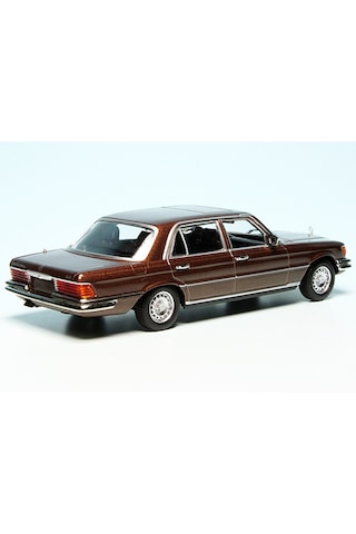 1:43 Maxichamps 1972 Mercedes Benz 450 Sel 6.9 W116